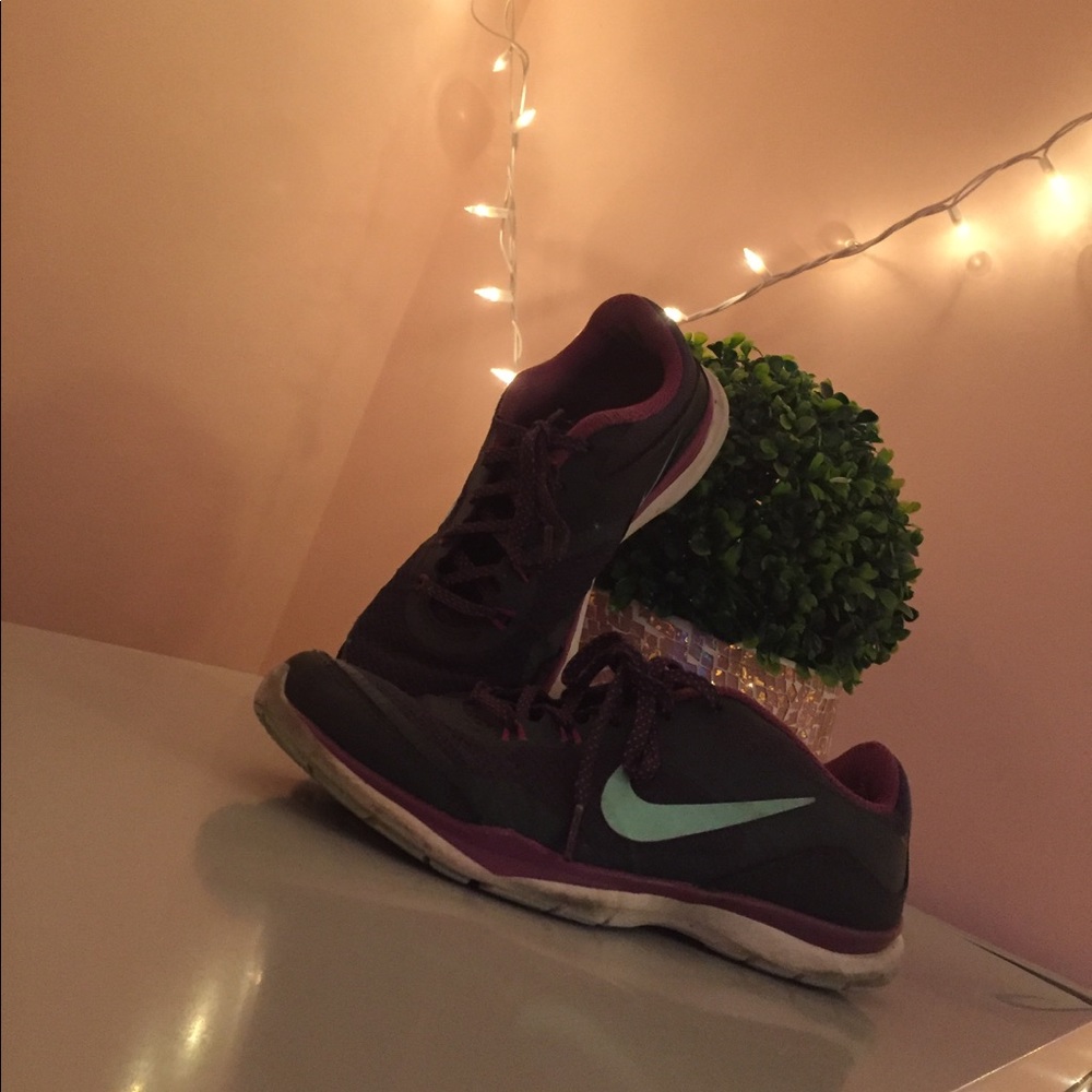Nike® flex trainers - Picture 2 of 6